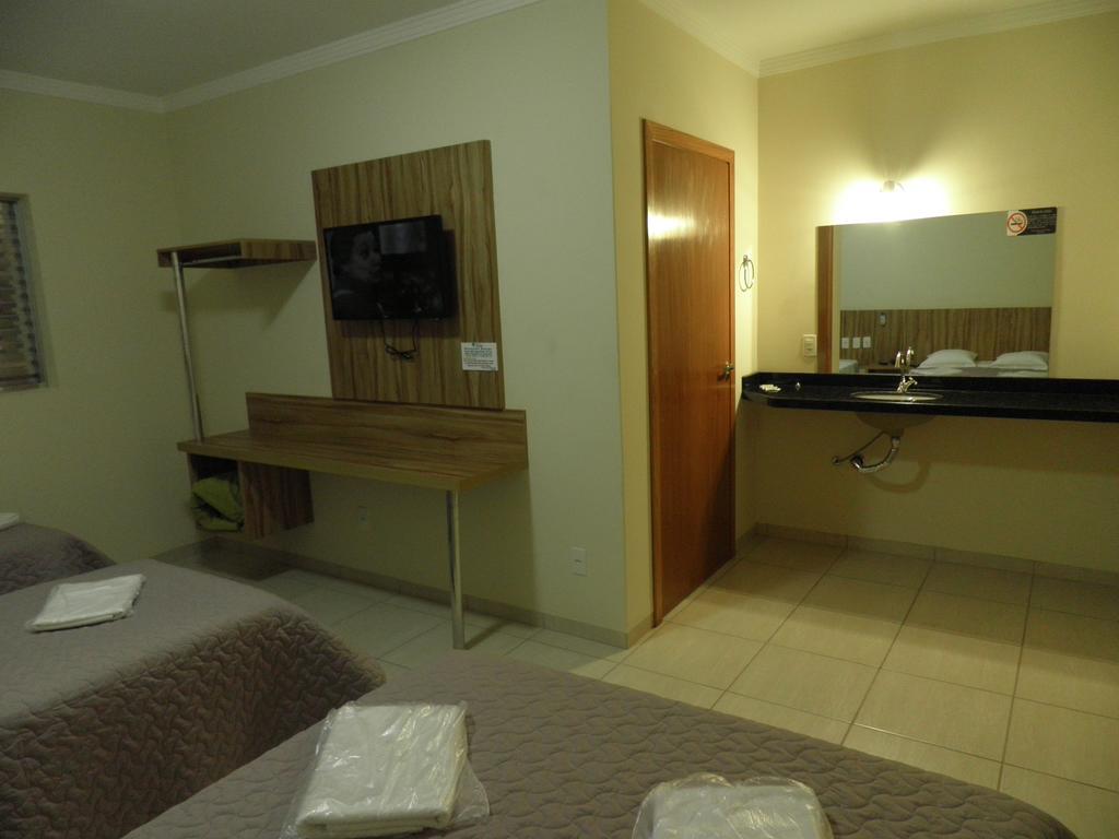 Hotel Talisma Рондонополіс Номер фото